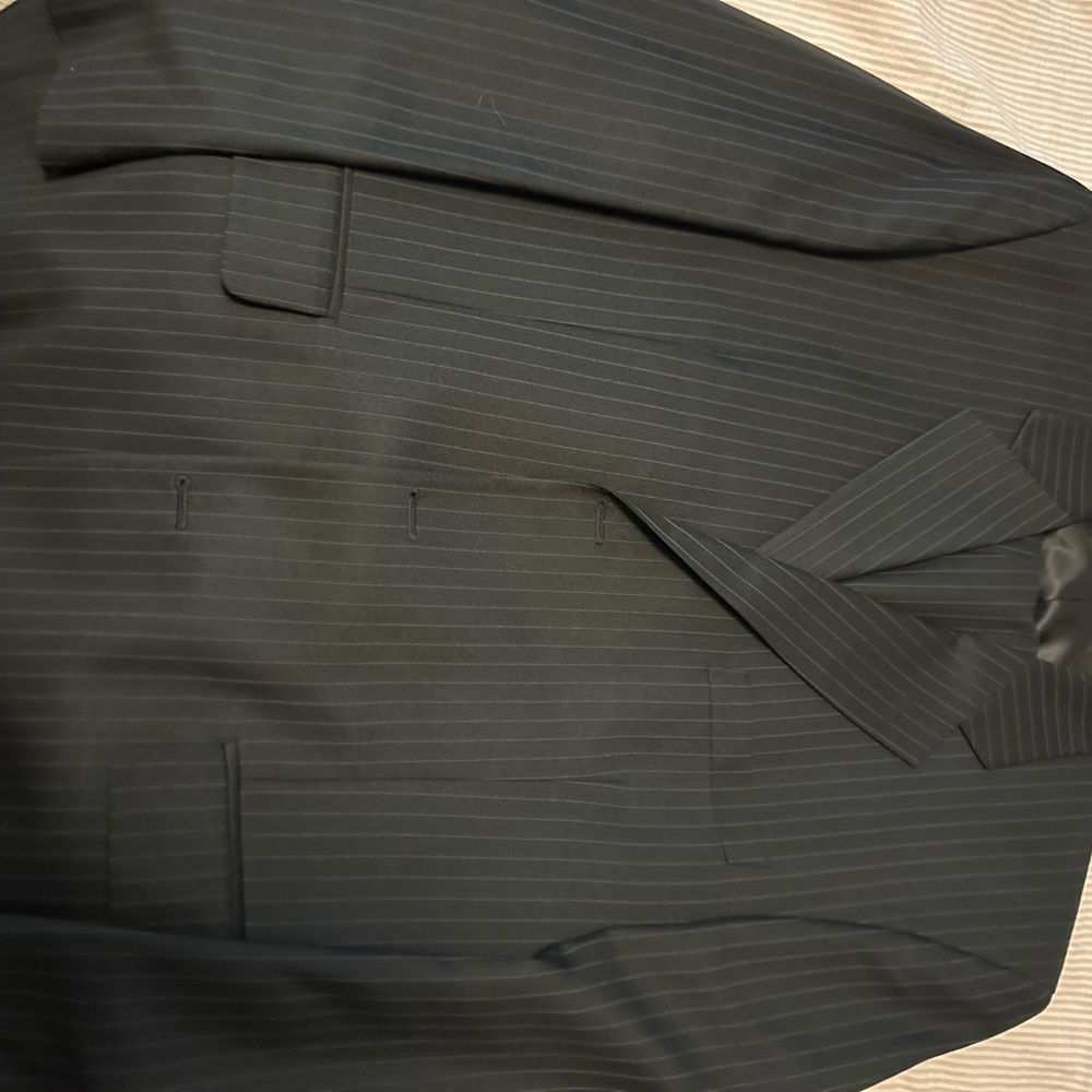 Men’s suit